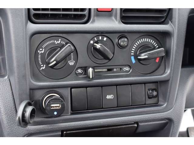 MINICAB truck 4WD