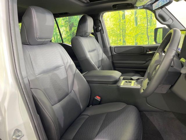LANDCRUISER 250