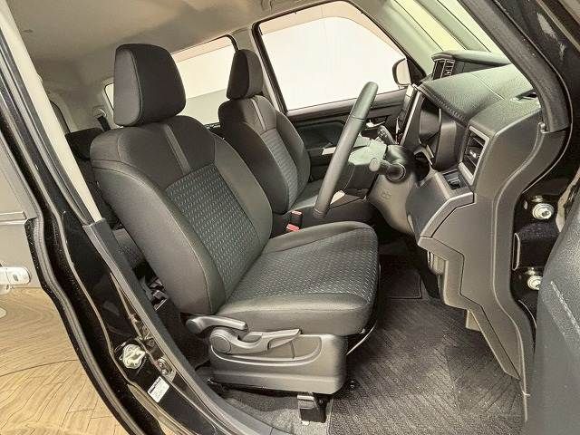 ROOMY