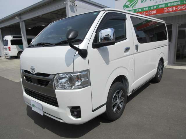 HIACE van 4WD