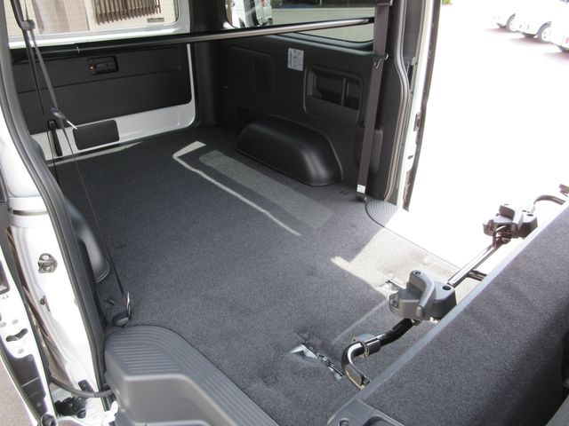 HIACE van 4WD