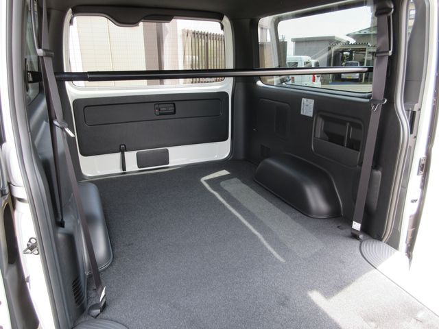 HIACE van 4WD