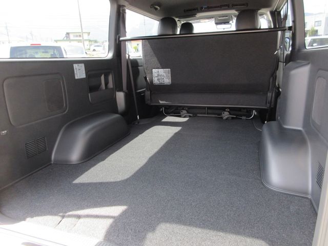 HIACE van 4WD