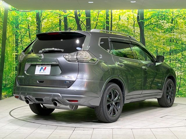 X-TRAIL HYBRID 4WD