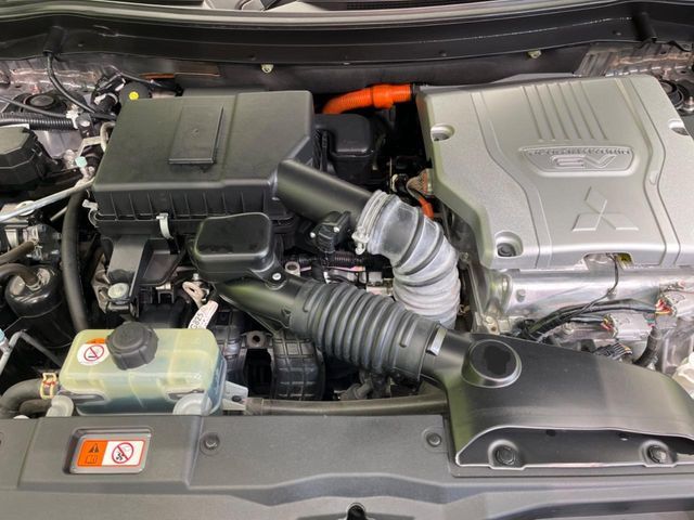 OUTLANDER PHEV