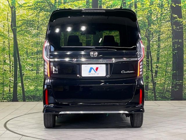 N-BOX CUSTOM