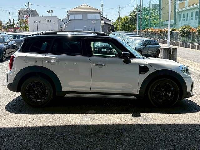 MINI COOPER D CROSSOVER