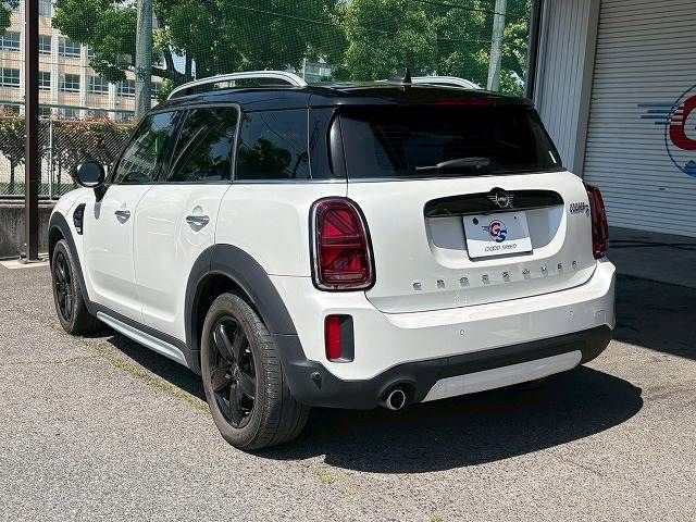 MINI COOPER D CROSSOVER