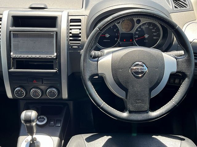 X-TRAIL 4WD