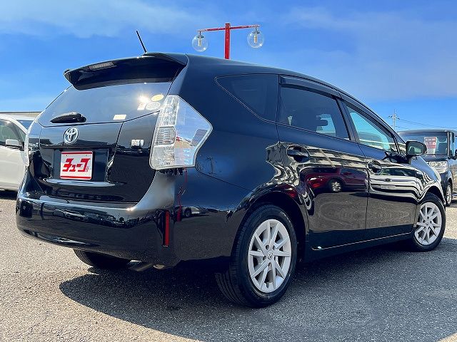PRIUS Alpha