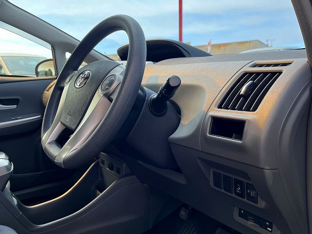 PRIUS Alpha