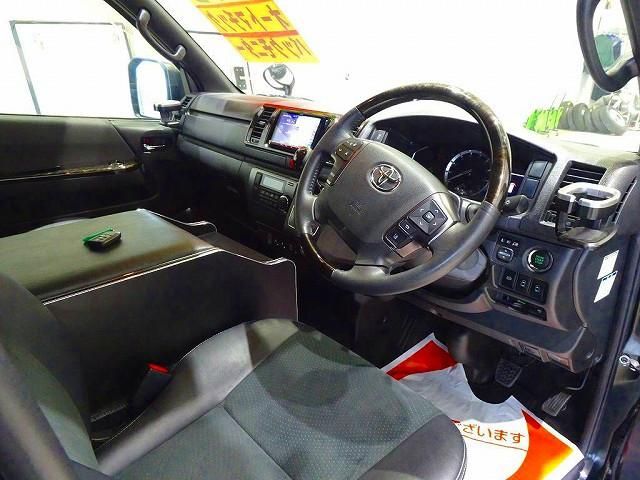 HIACE van 4WD