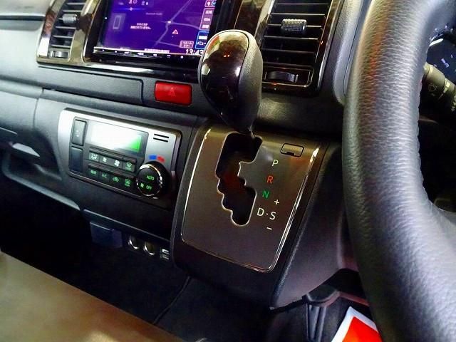 HIACE van 4WD