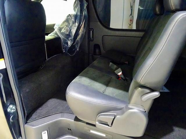 HIACE van 4WD
