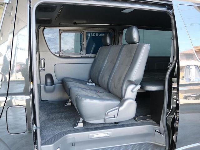 HIACE van 4WD