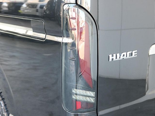 HIACE van 4WD