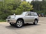LANDCRUISER van