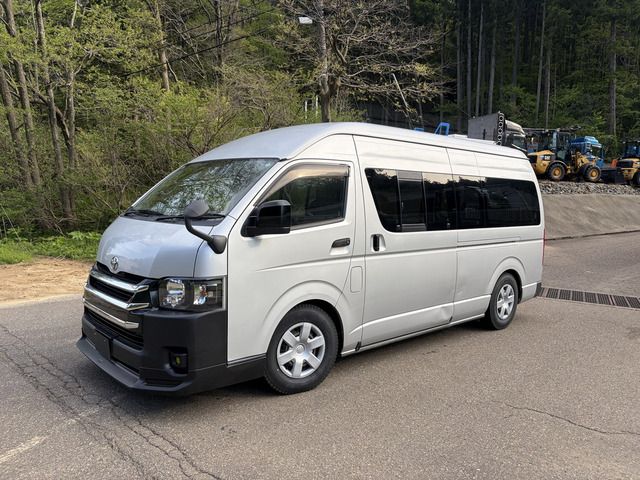 HIACE van 2WD