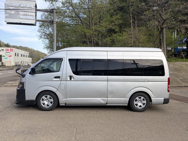 HIACE van 2WD