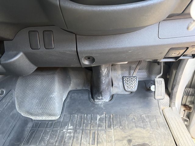 HIACE van 2WD
