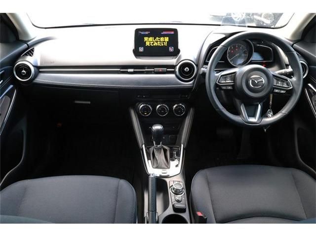 MAZDA2