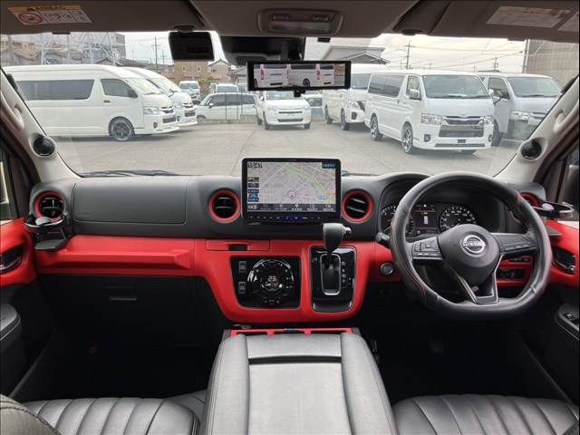 CARAVAN van 4WD