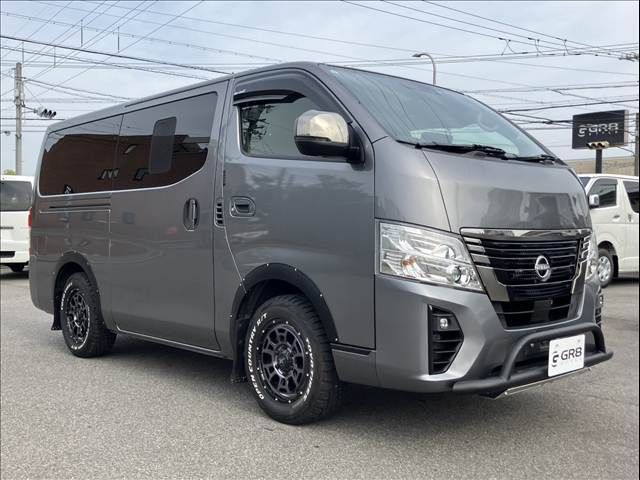 CARAVAN van 4WD