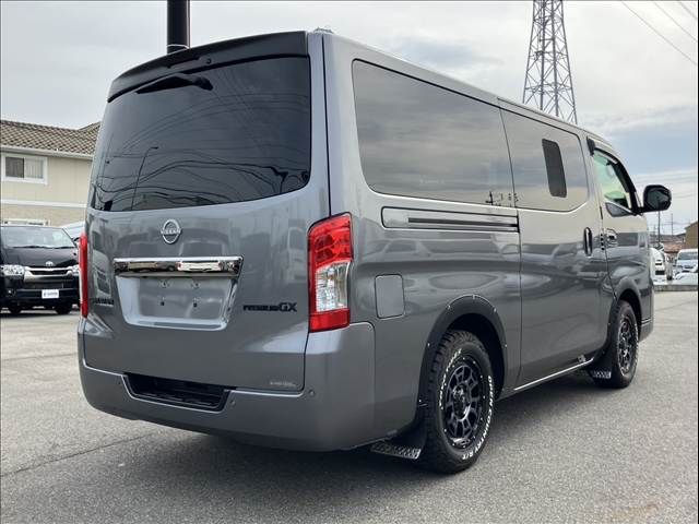 CARAVAN van 4WD