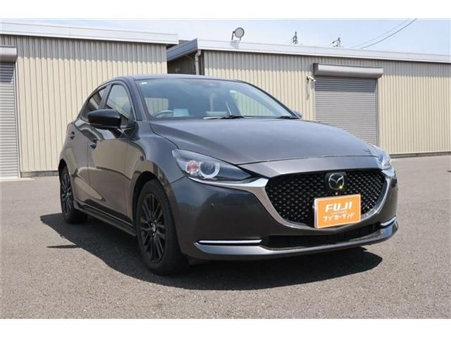 MAZDA2