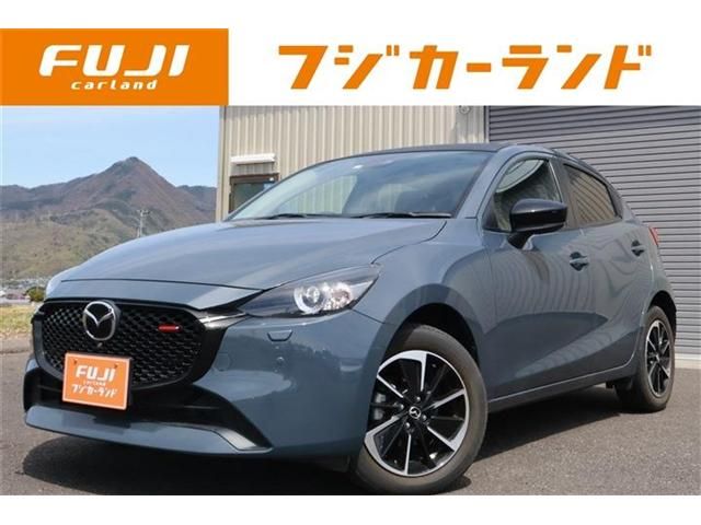 MAZDA2