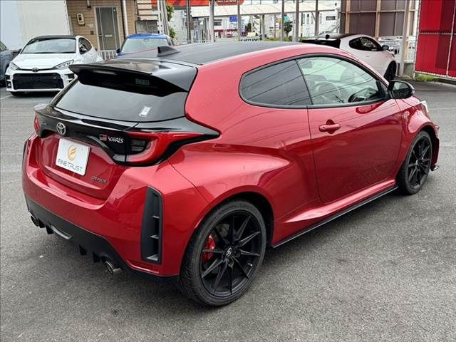 GR YARIS