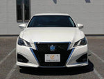 CROWN sedan hybrid