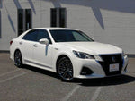 CROWN sedan hybrid