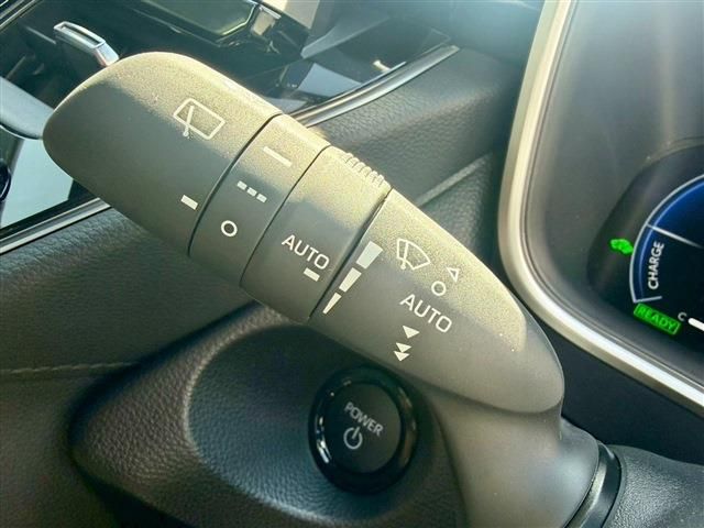 COROLLA CROSS HYBRID