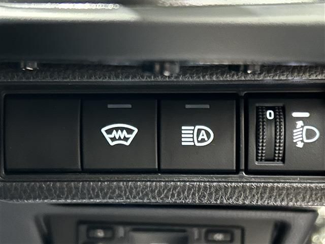 PRIUS 4WD