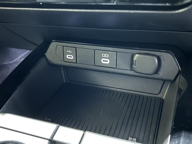 PRIUS 4WD