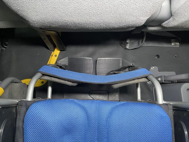 HIACE van 2WD