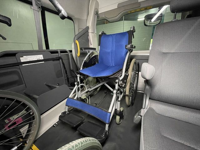 HIACE van 2WD