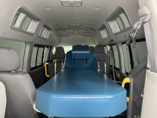 HIACE van 2WD