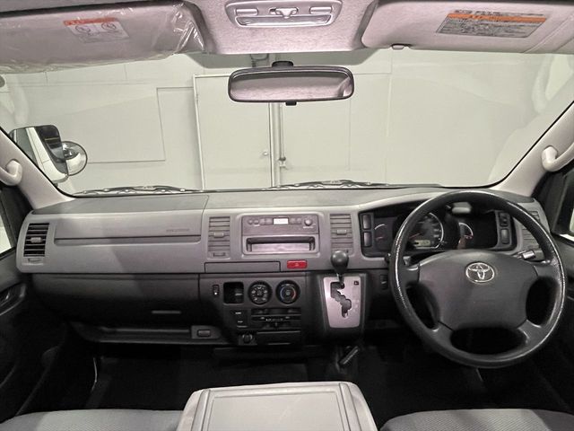 HIACE van 2WD
