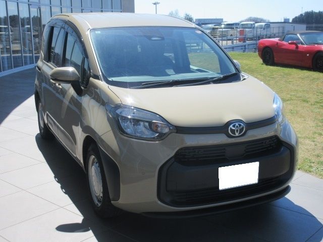 SIENTA HYBRID