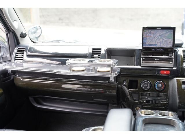 REGIUSACE van 2WD
