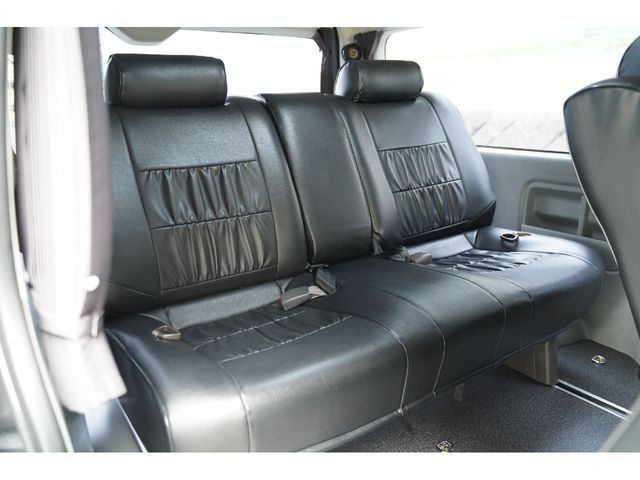 REGIUSACE van 2WD