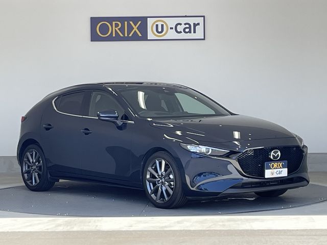 MAZDA3 FASTBACK