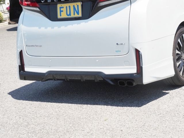 VELLFIRE HYBRID