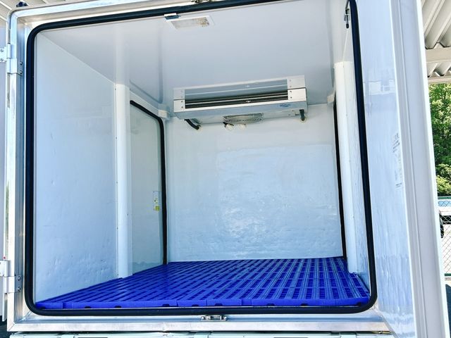 MINICAB truck