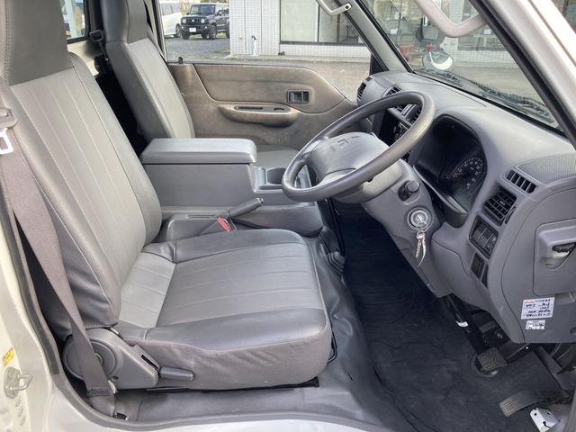 DELICA truck 2WD