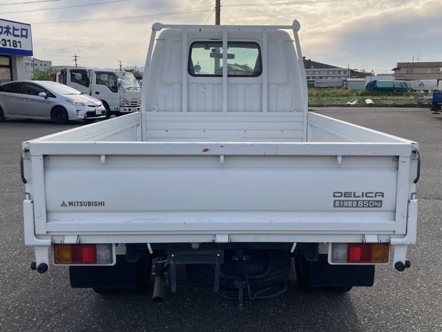 DELICA truck 2WD