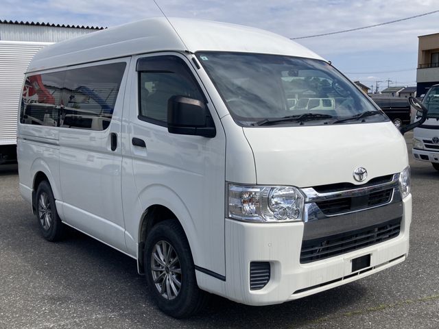 HIACE van 4WD