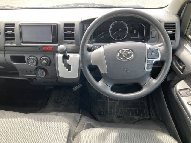 HIACE van 4WD